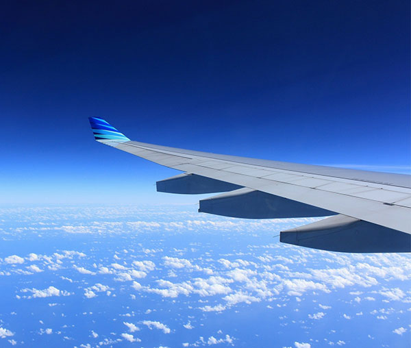 5 Tricks to Prepare for Flying With a Toddler